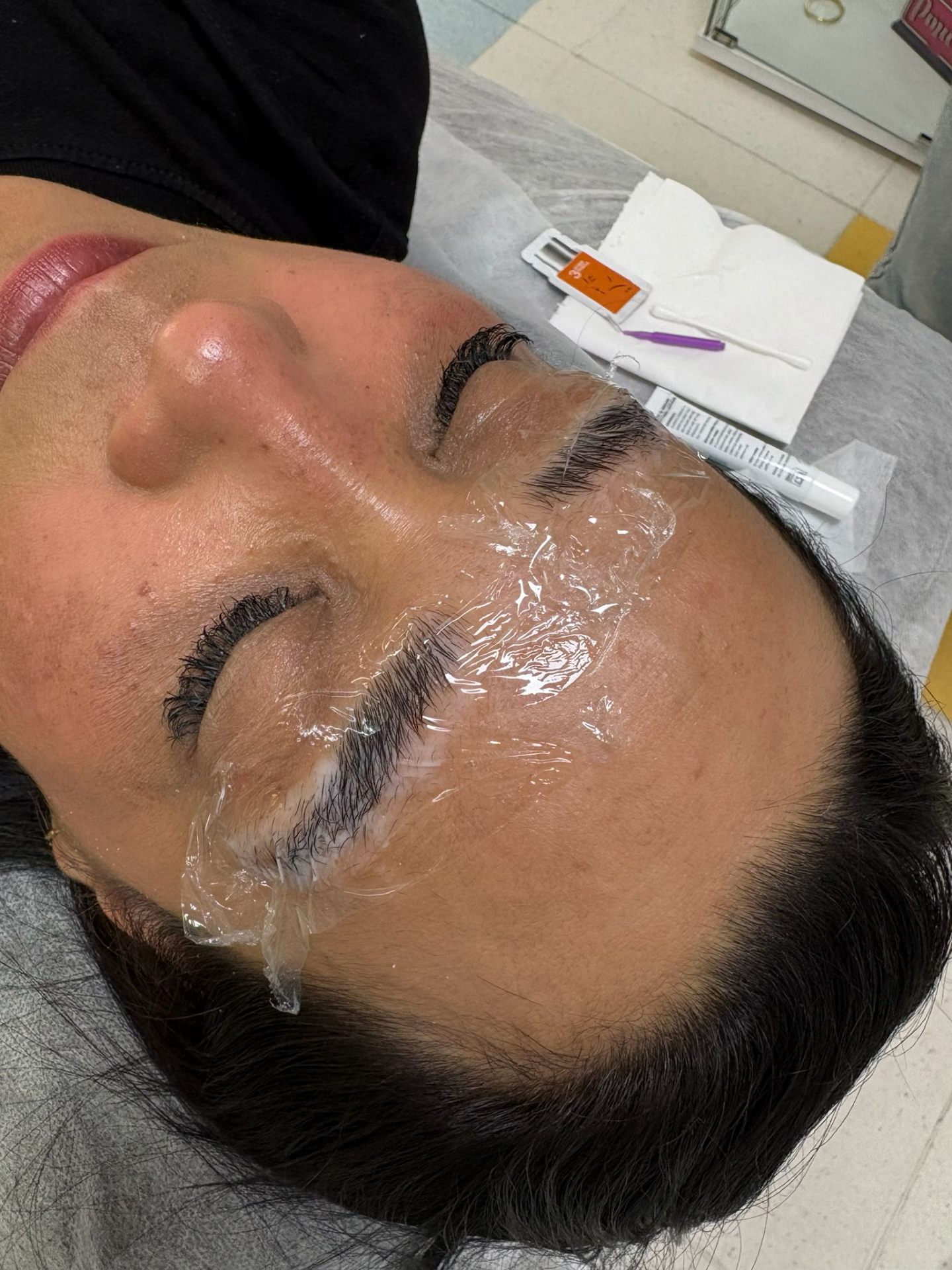 Tratamiento facial en Glaucia Sans