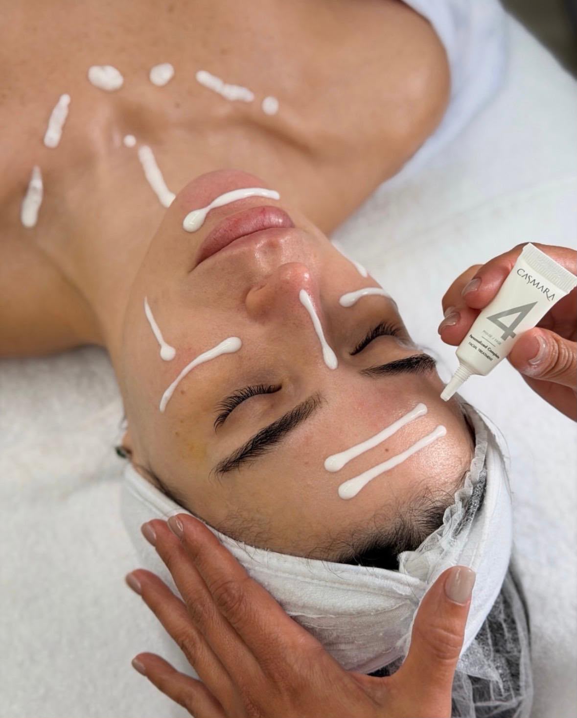 Protocolo facial Casmara · aplicación